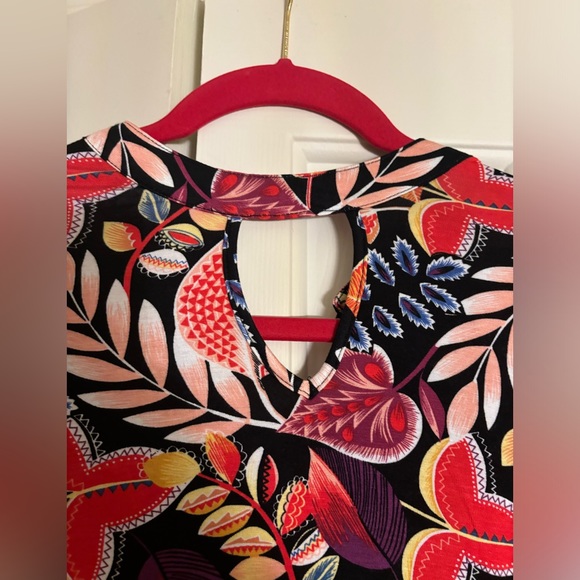 Kate & Mallory - Picture 2 of 4